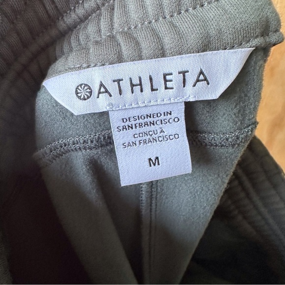 Athleta Triumph Hybrid Wide Leg Crop Bali Green Pull On Capri Pant - Picture 8 of 13